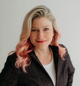 Holly Walker